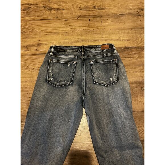 Judy Blue Boyfriend Fit Jeans, size 29/9 - Picture 12 of 16